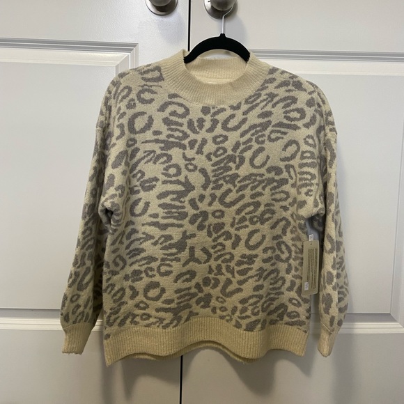 Leopard print sweater- XS - Picture 1 of 1